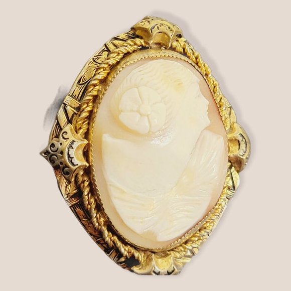 Antique Finely Carved Natural Shell Cameo 1920's B